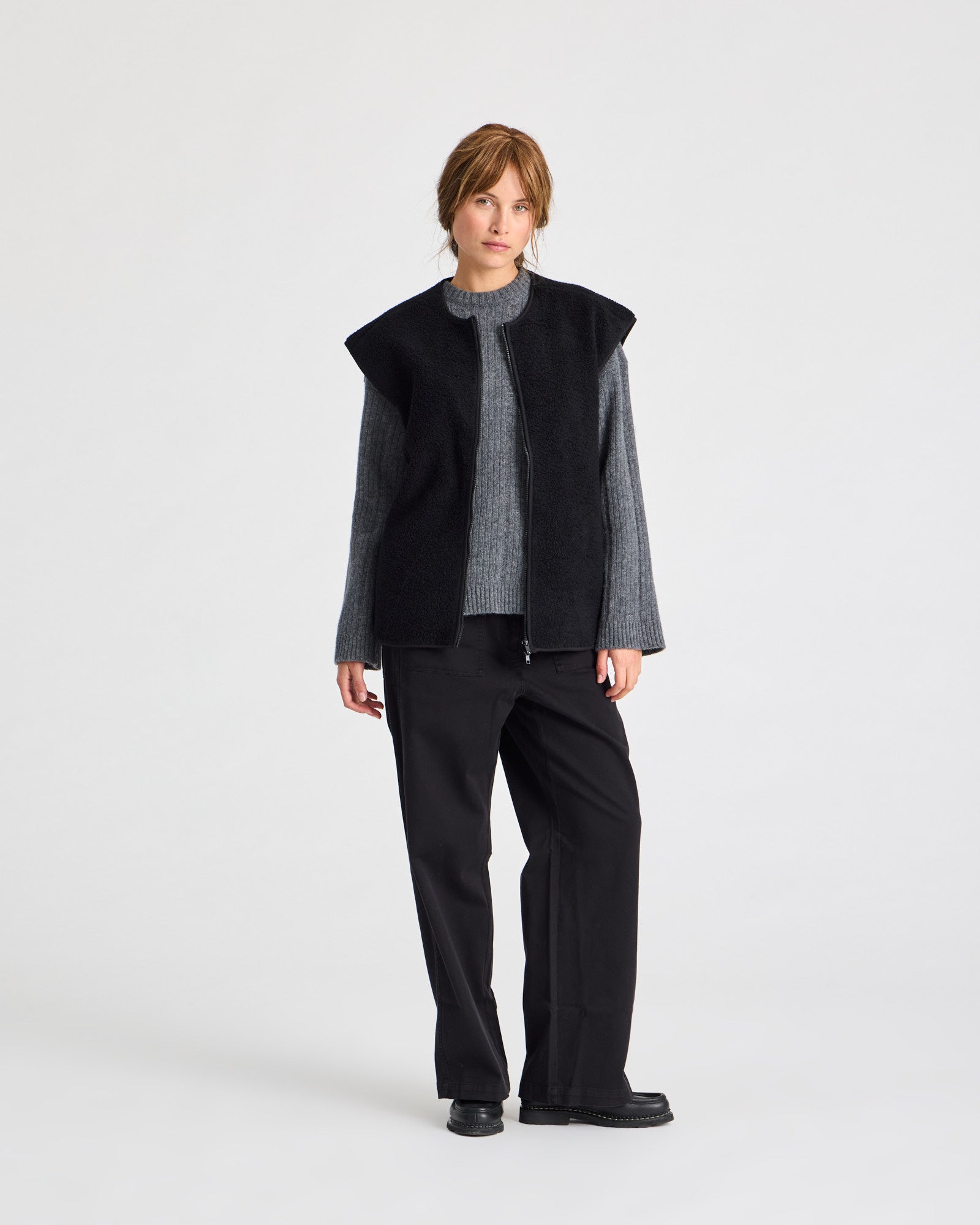 GAI+LISVA Beath Vest Outerwear 650 Black