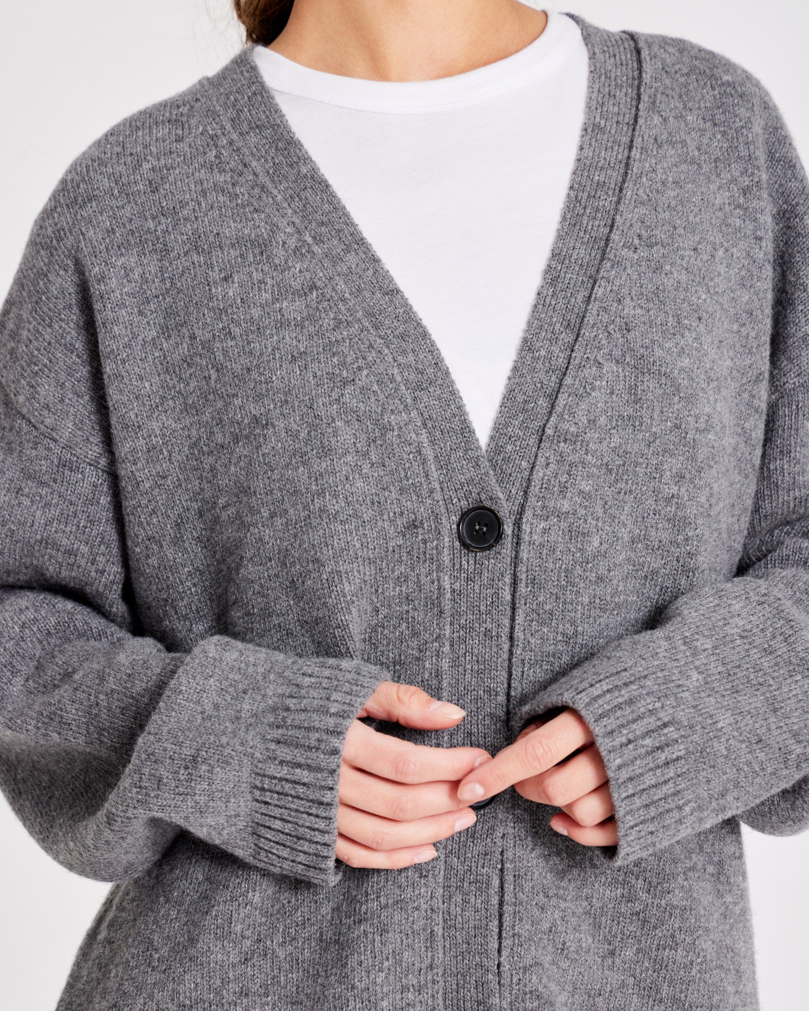 GAI+LISVA Edith Lambswool Cardigan GOTS 243975 Lambswool l Knitwear 631 Grafitti Grey Melangé