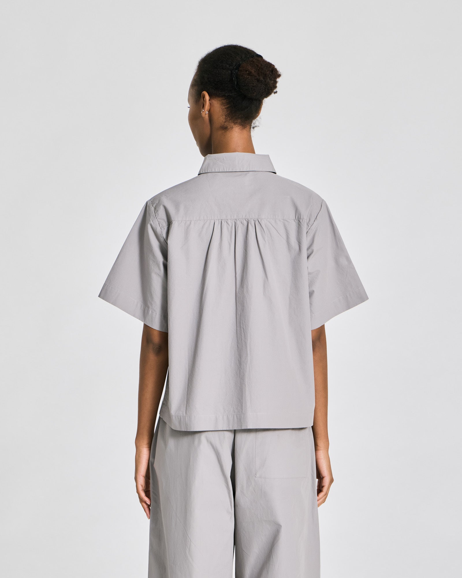 GAI+LISVA Elena S/S Poplin Shirt GOTS Shirts & Blouses 701 Monument