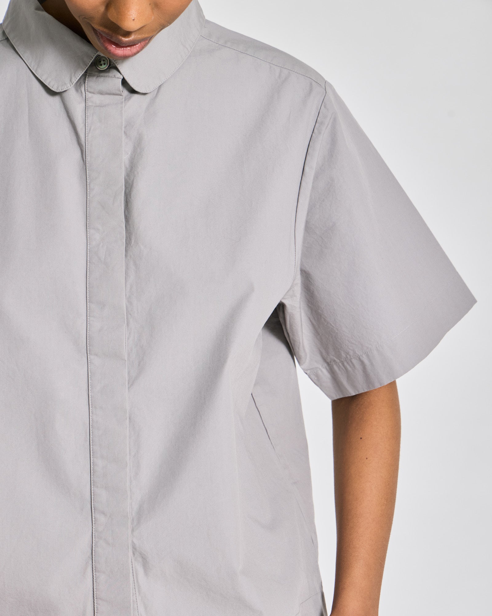 GAI+LISVA Elena S/S Poplin Shirt GOTS Shirts & Blouses 701 Monument