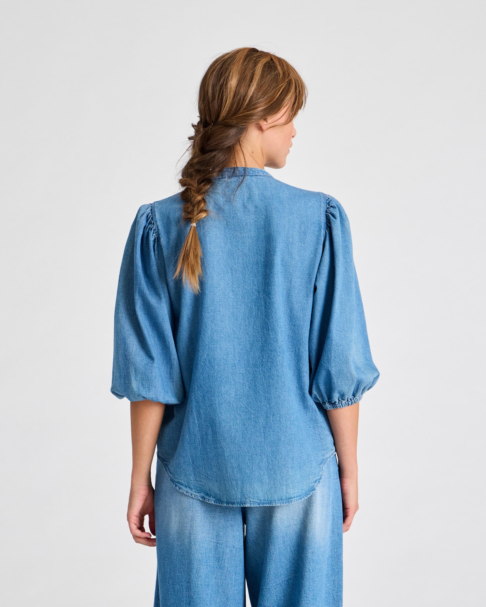 GAI+LISVA Elinor L/S Cotton Denim Light Washed Stand Collar Shirt GOTS Shirts & Blouses 710 Blue Denim