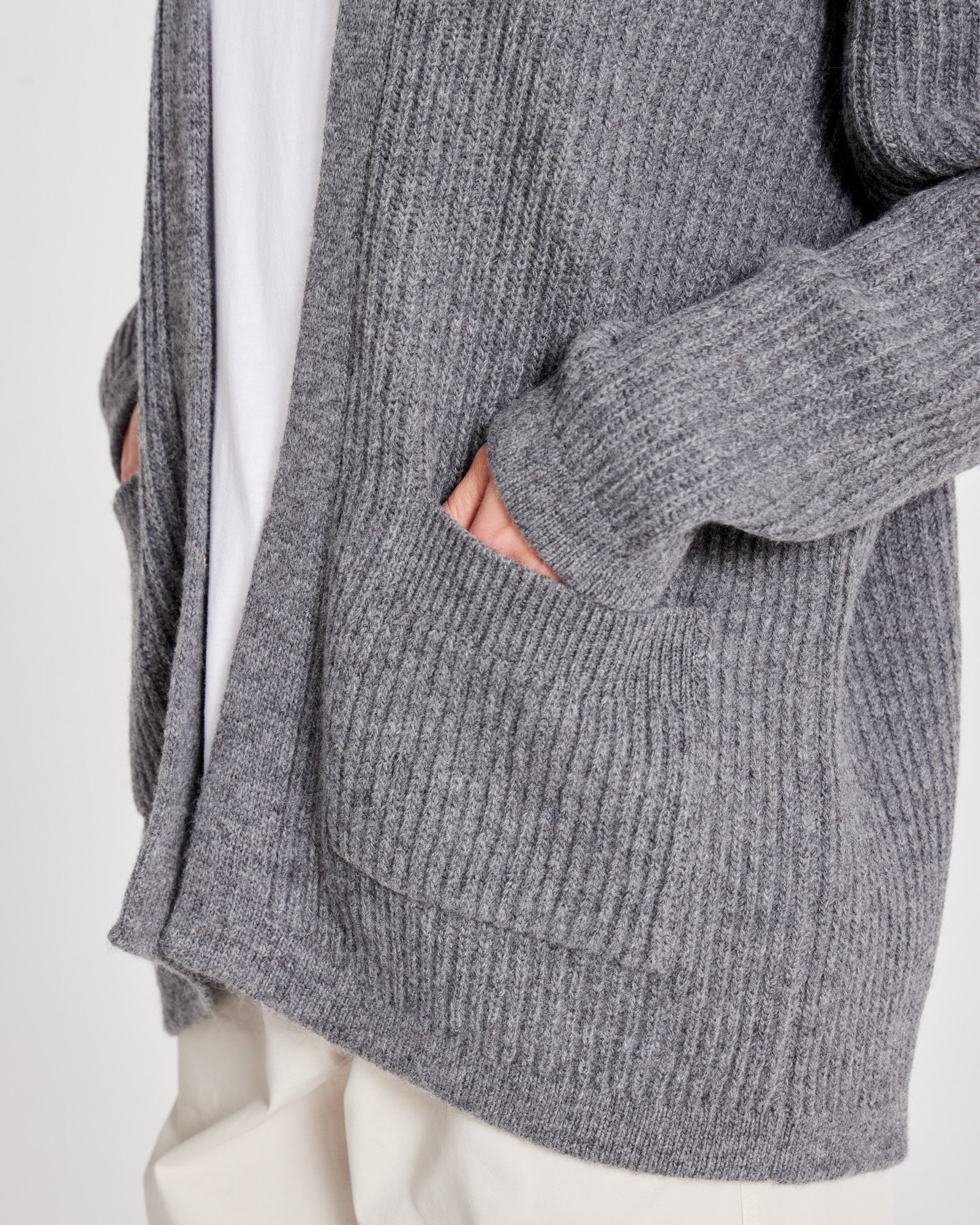 GAI+LISVA Mette Cardigan Lambswool Knit GOTS Knitwear 631 Grafitti Grey Melangé