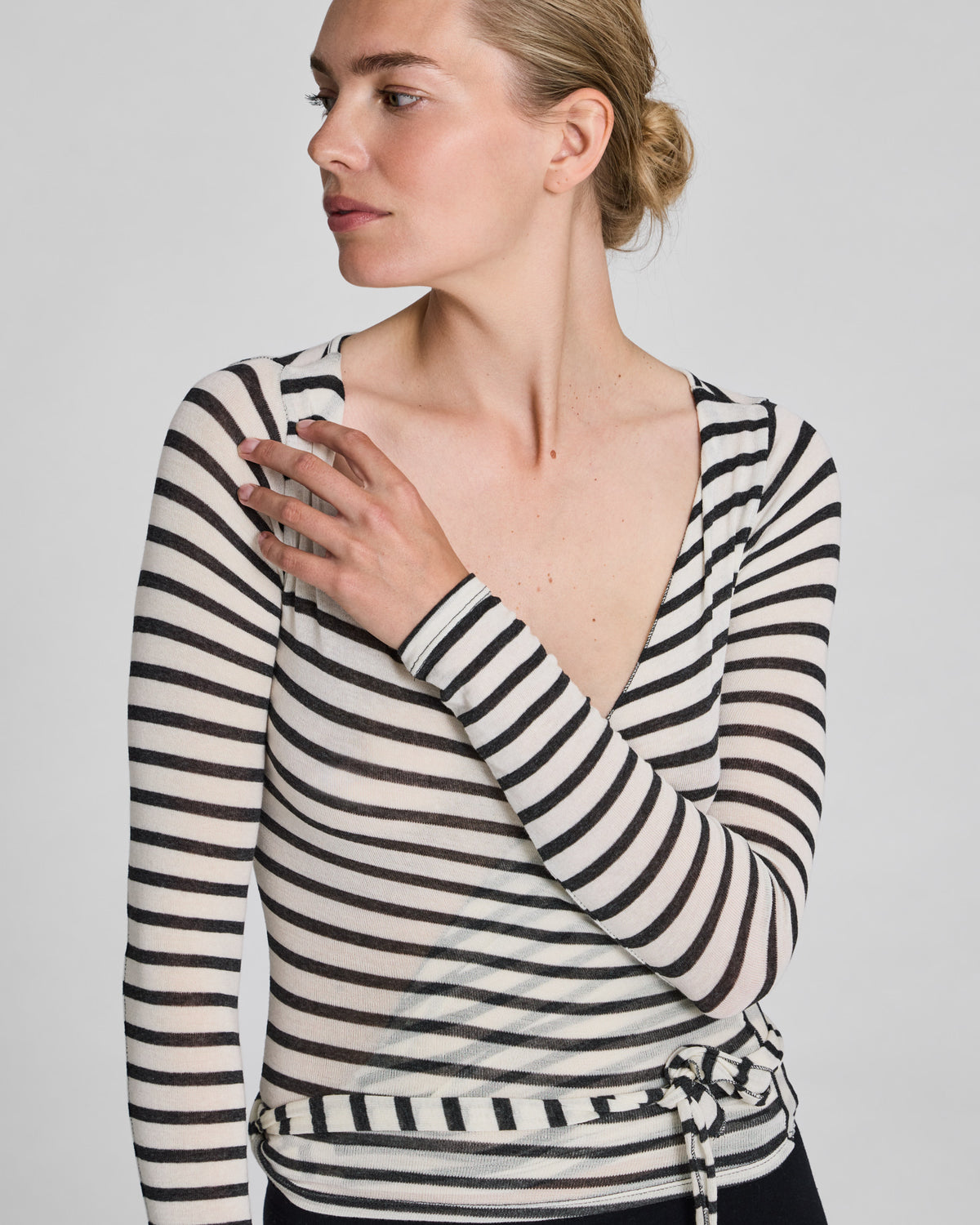 GAI+LISVA Anne Striped Wrap Tops & T-shirts 964 Ecru / Grafite Sailor Stripe