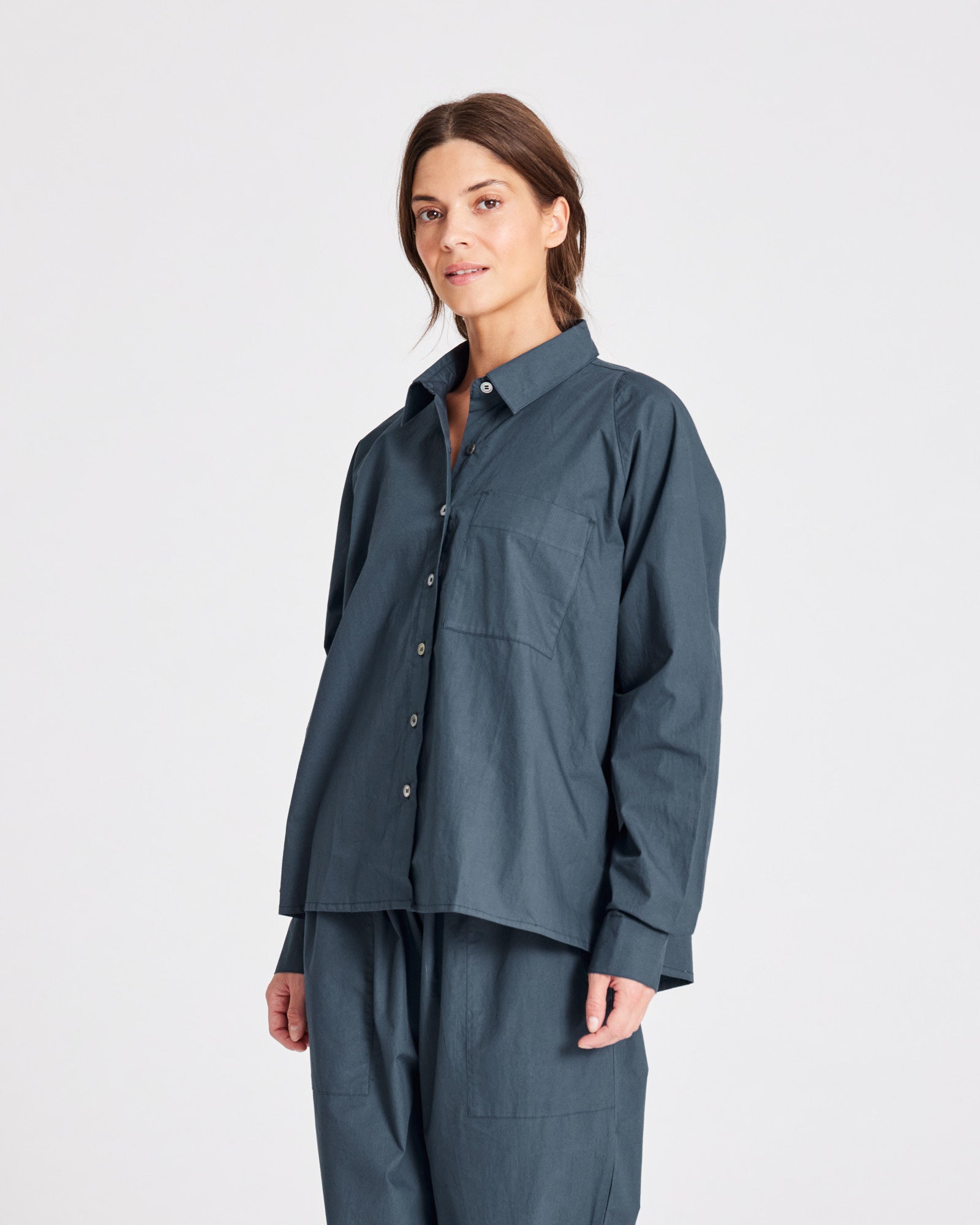 GAI+LISVA Bella Raglan L/S Poplin Short Shirt GOTS 243975 Top 472 Denim Blue