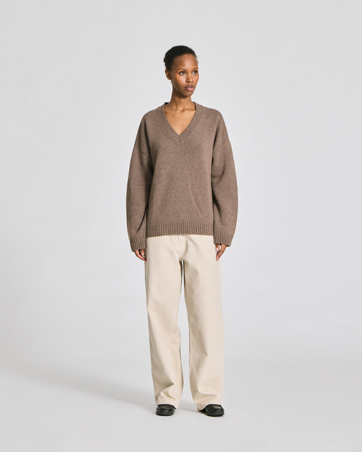 LISVA Elvira Lambswool V-neck Knit Lambswool l Knitwear 756 Mole Melangé