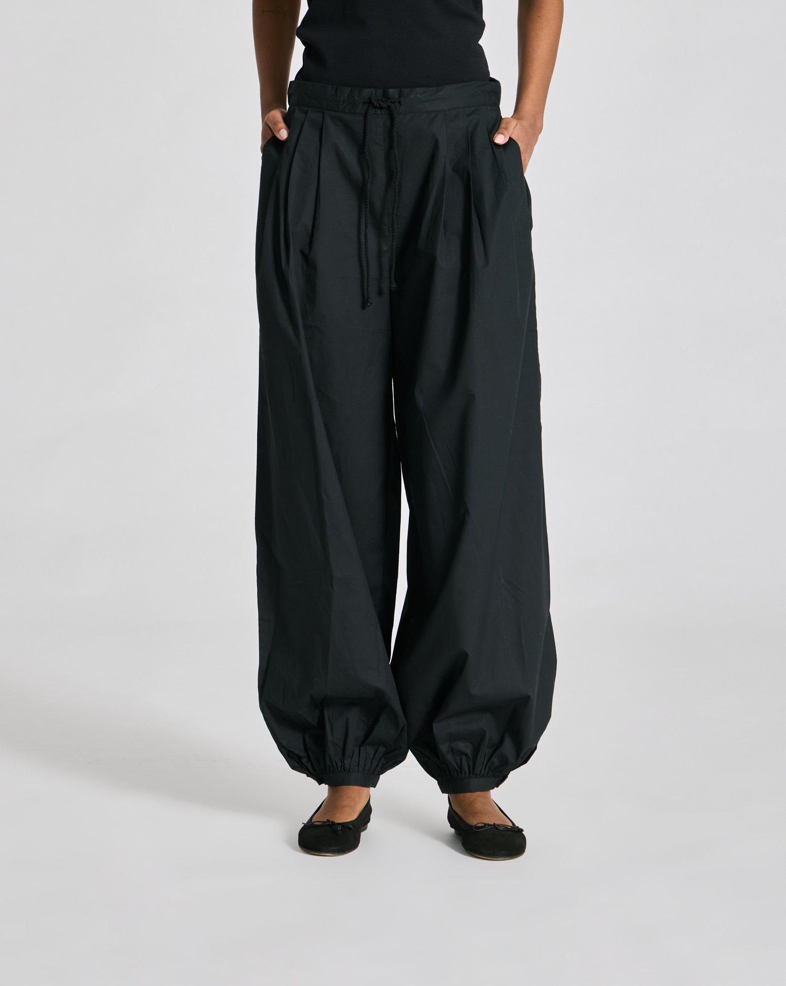 GAI+LISVA Maria Cotton Poplin Pants Trousers & Shorts 650 Black